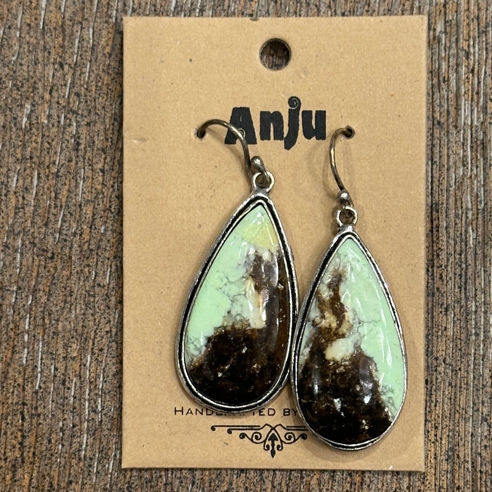 Ladies earrings